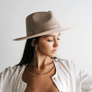 Gigi Pip Monroe Rancher - Oatmeal